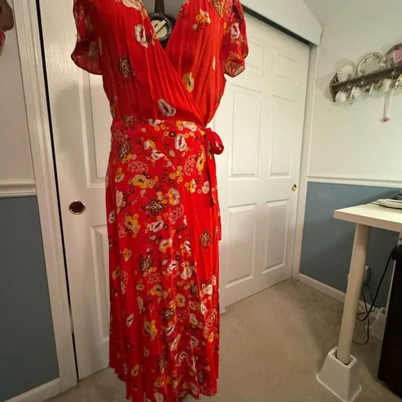 Free People Jess Floral Wrap Maxi Dress Flower - Picture 3 of 8